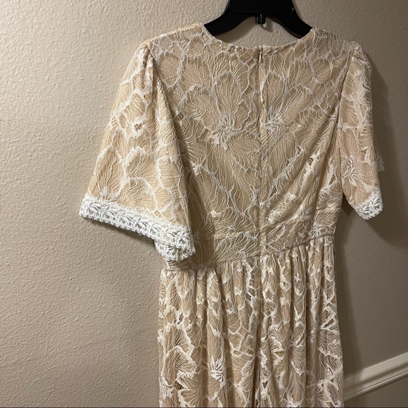 BaeVely Cream and White Lace Dress Size Medium - Picture 11 of 13